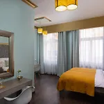 Salvatore 4*