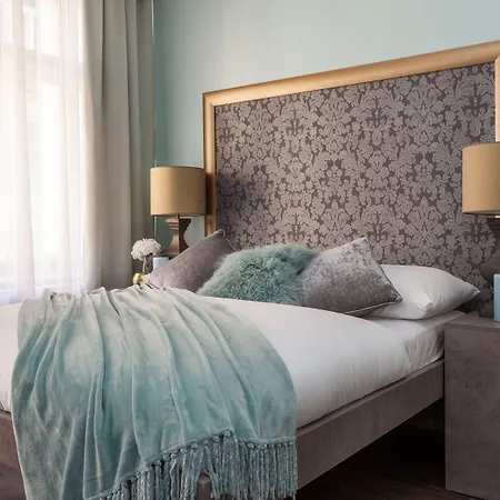Salvatore Otel