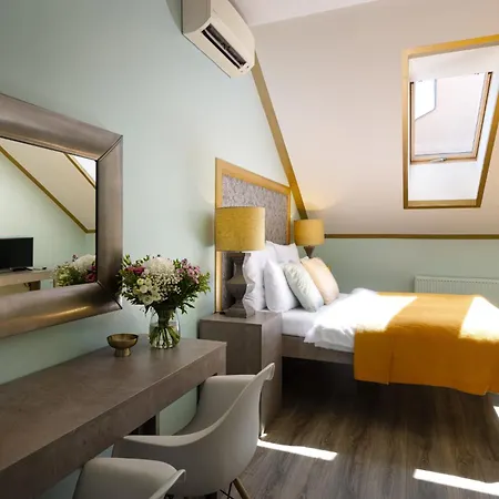 Hotel Salvatore 4*
